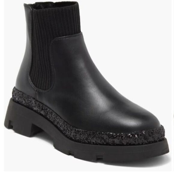 Steve Madden Kids' JRobinn Chelsea Boot - Picture 1 of 7